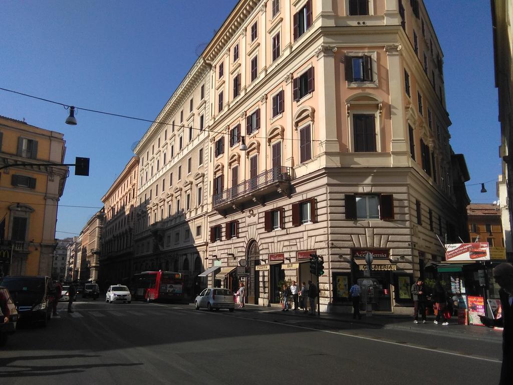 Quartum Luxury Rooms Roma Esterno foto