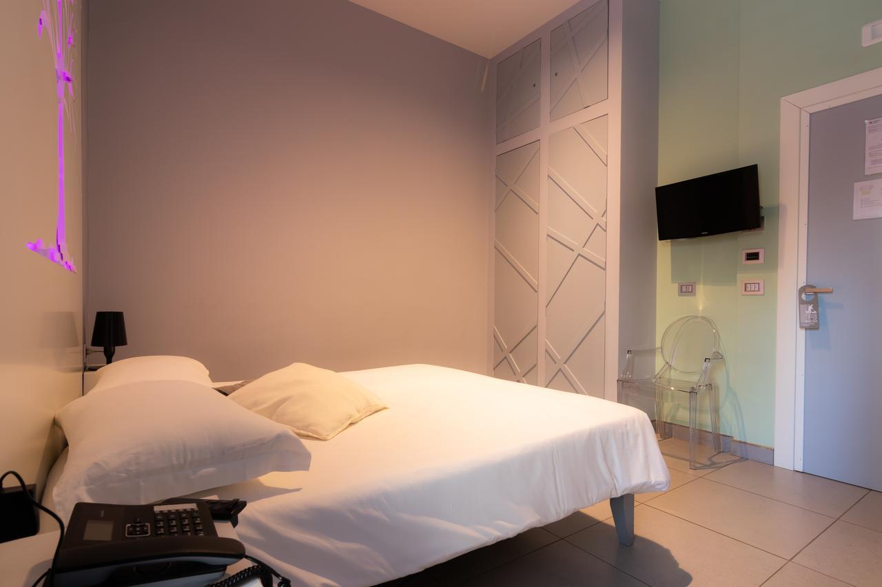 Quartum Luxury Rooms Roma Esterno foto
