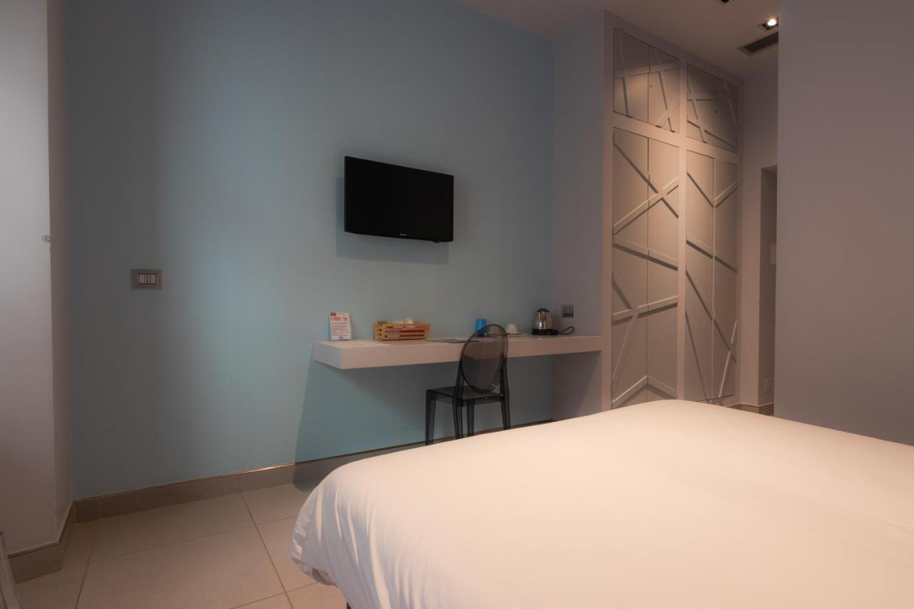 Quartum Luxury Rooms Roma Esterno foto