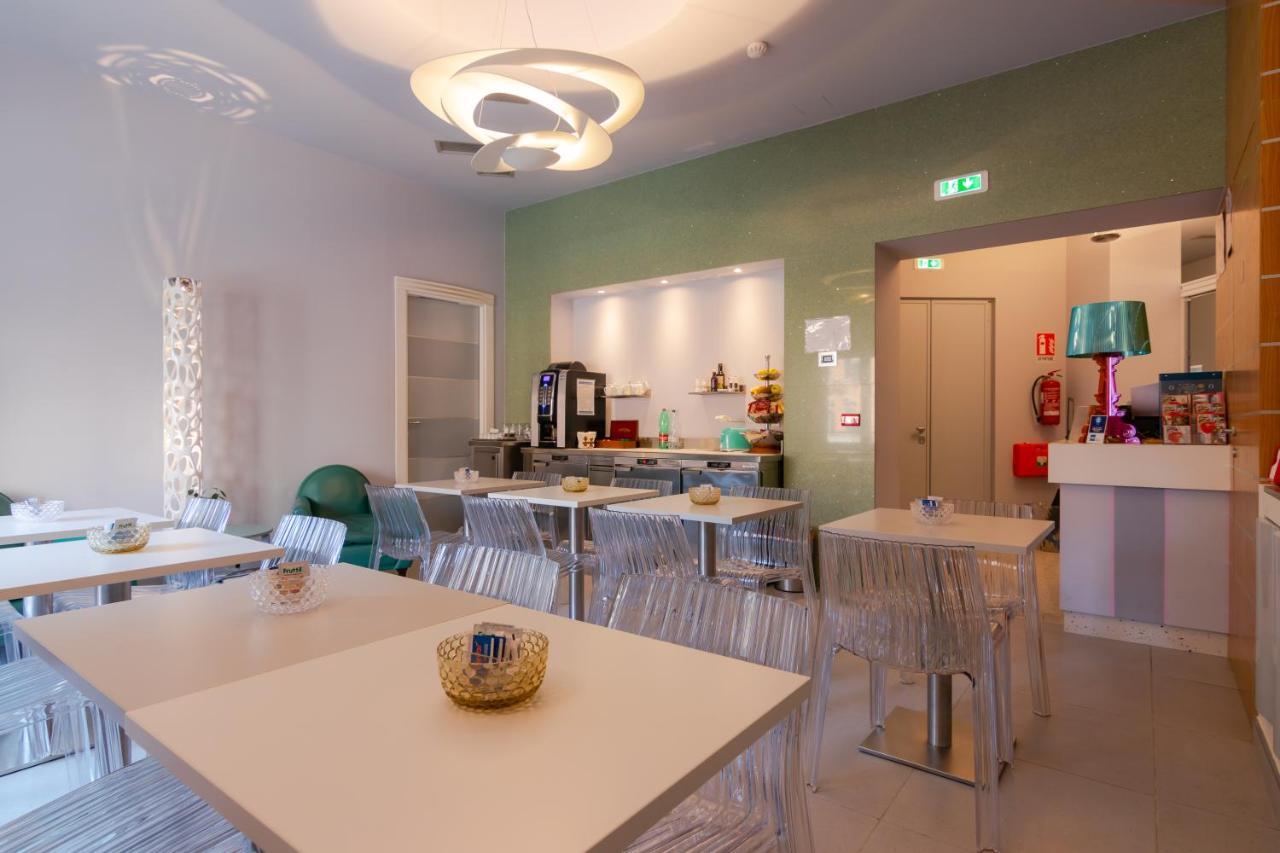 Quartum Luxury Rooms Roma Esterno foto