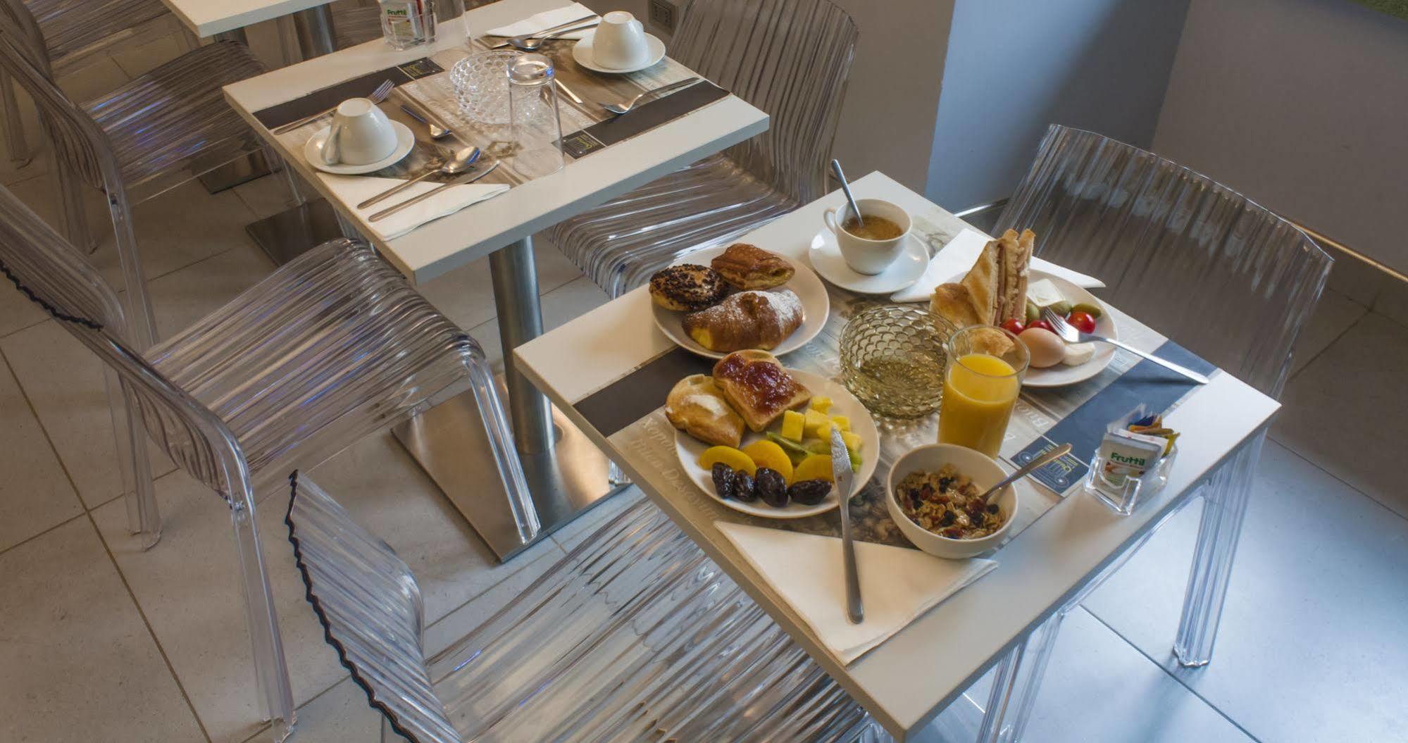 Quartum Luxury Rooms Roma Esterno foto